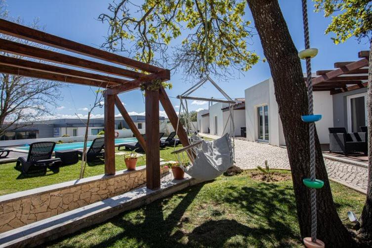 Furnaka Eco Village Луриня Екстериор снимка